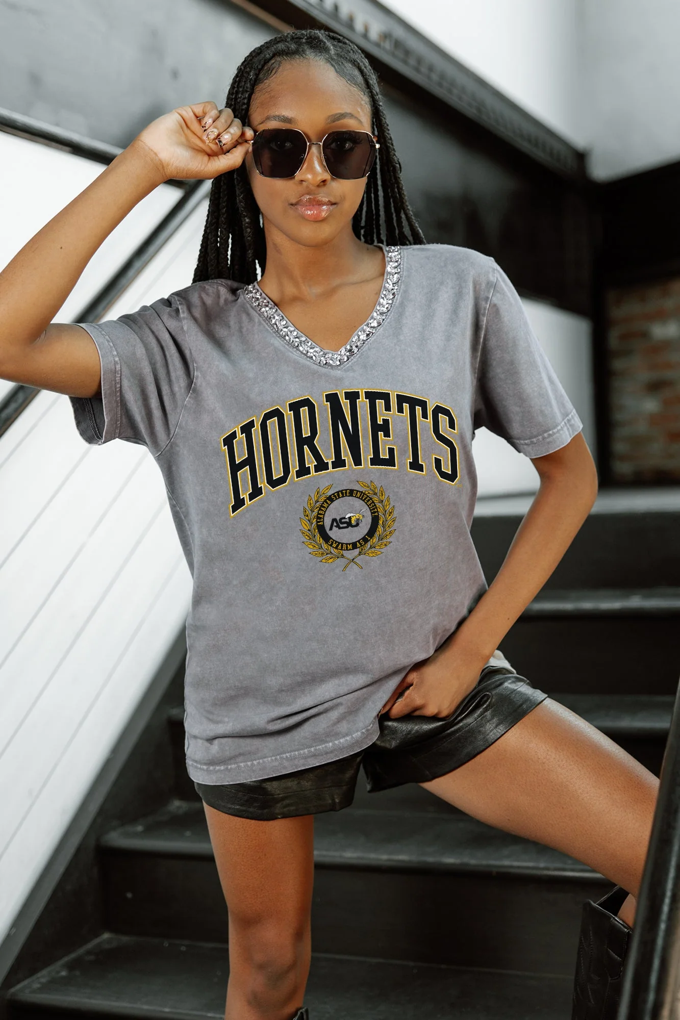ALABAMA STATE HORNETS ICONIC EDGE RHINESTONE TRIM V-NECK TEE