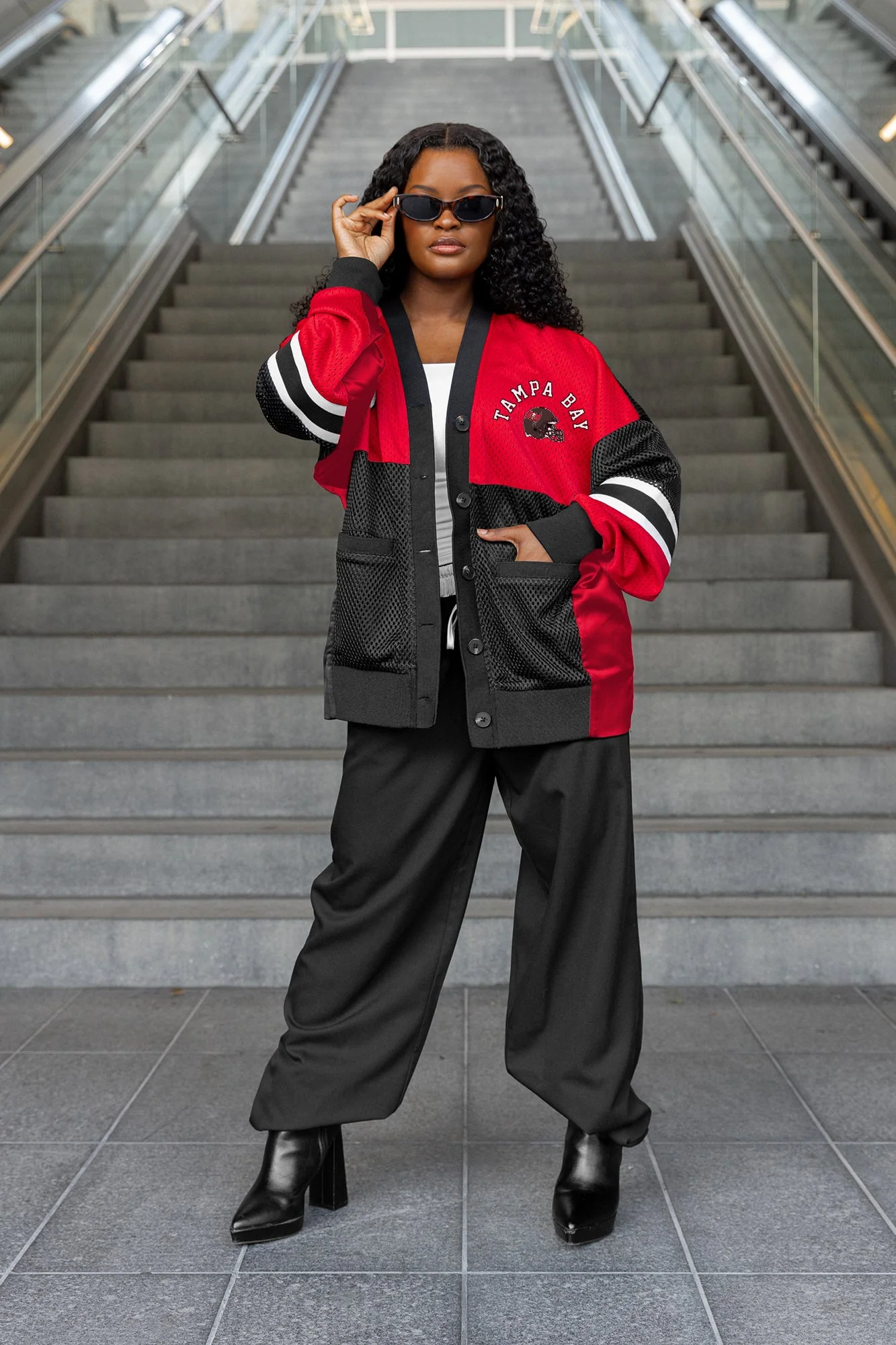TAMPA BAY BUCCANEERS MVP ERA CONTRAST MESH CARDIGAN 2 TAMPA BAY BUCCANEERS MVP ERA CONTRAST MESH CARDIGAN