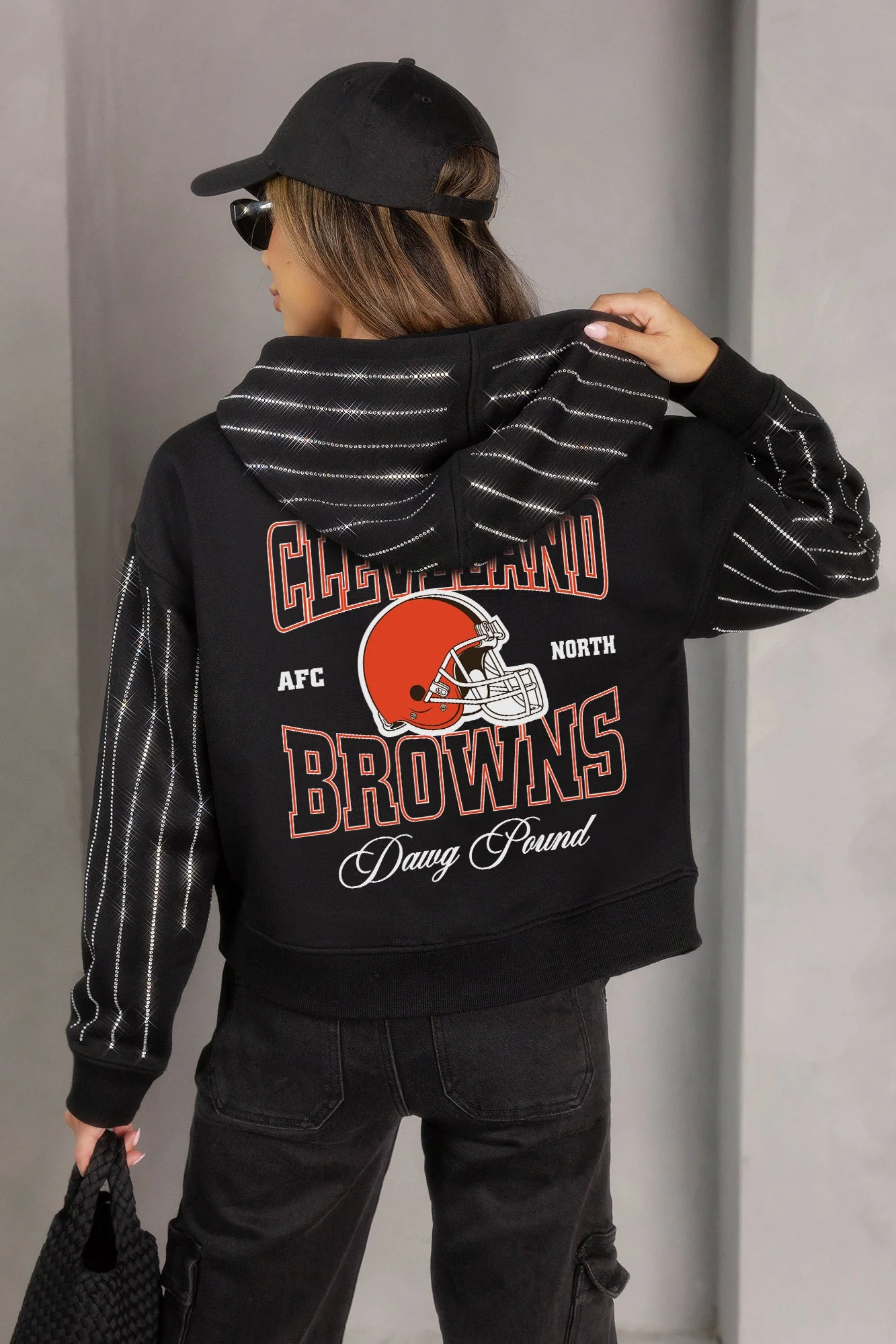 CLEVELAND BROWNS EYES ON THE PRIZE RHINESTUD STRIPE ZIP HOODIE