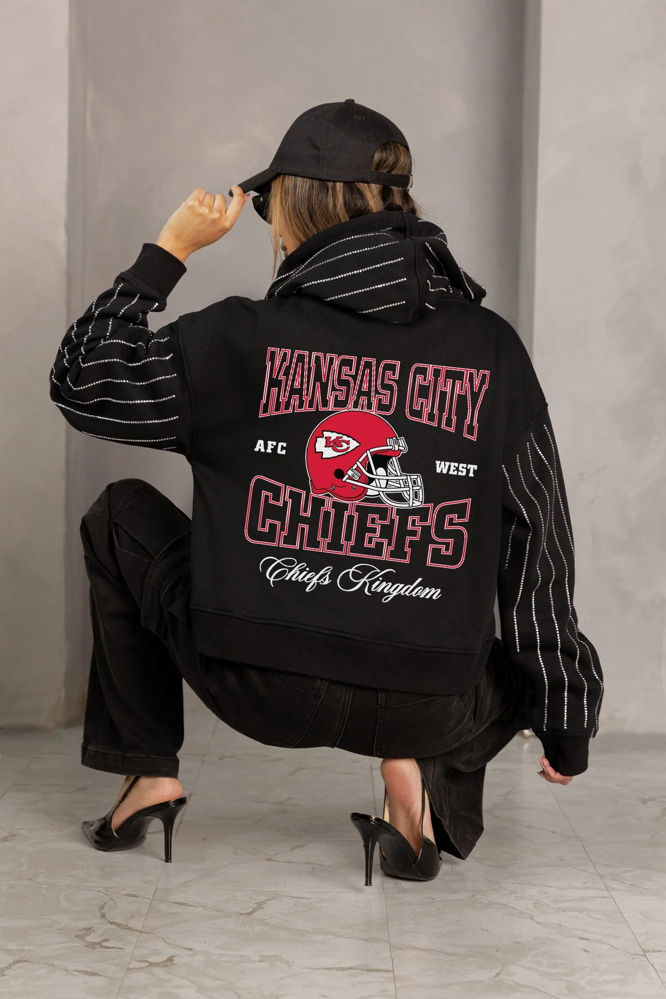 KANSAS CITY CHIEFS EYES ON THE PRIZE RHINESTUD STRIPE ZIP HOODIE 2 KANSAS CITY CHIEFS EYES ON THE PRIZE RHINESTUD STRIPE ZIP HOODIE