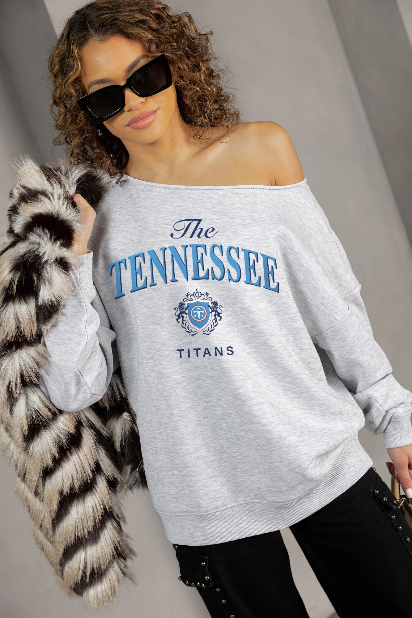 TENNESSEE TITANS OFFSIDES ENERGY RELAXED OFF-SHOULDER TOP 1 TENNESSEE TITANS OFFSIDES ENERGY RELAXED OFF-SHOULDER TOP