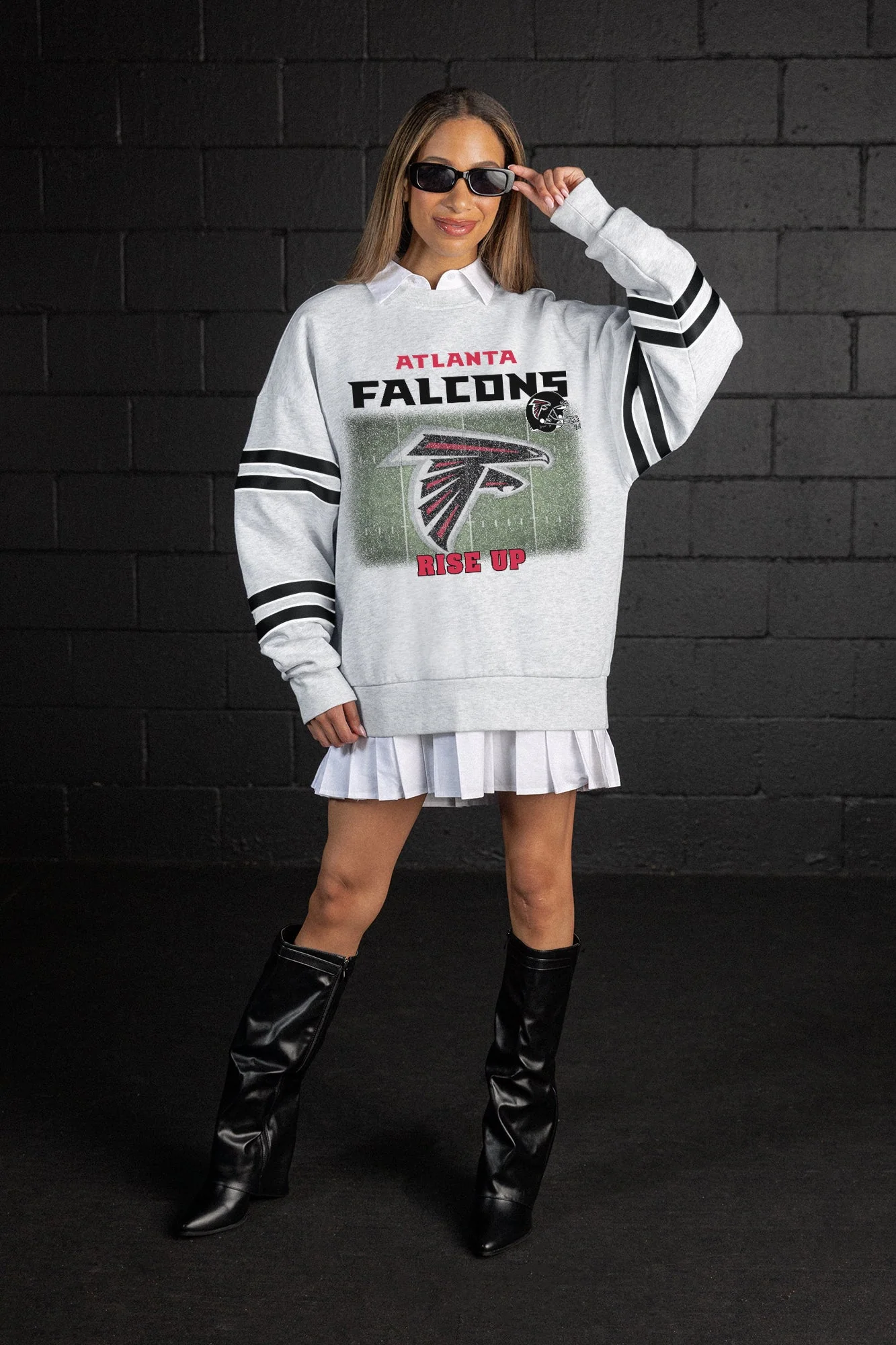 ATLANTA FALCONS OFF THE GRID STRIPE SLEEVE CREWNECK SWEATSHIRT