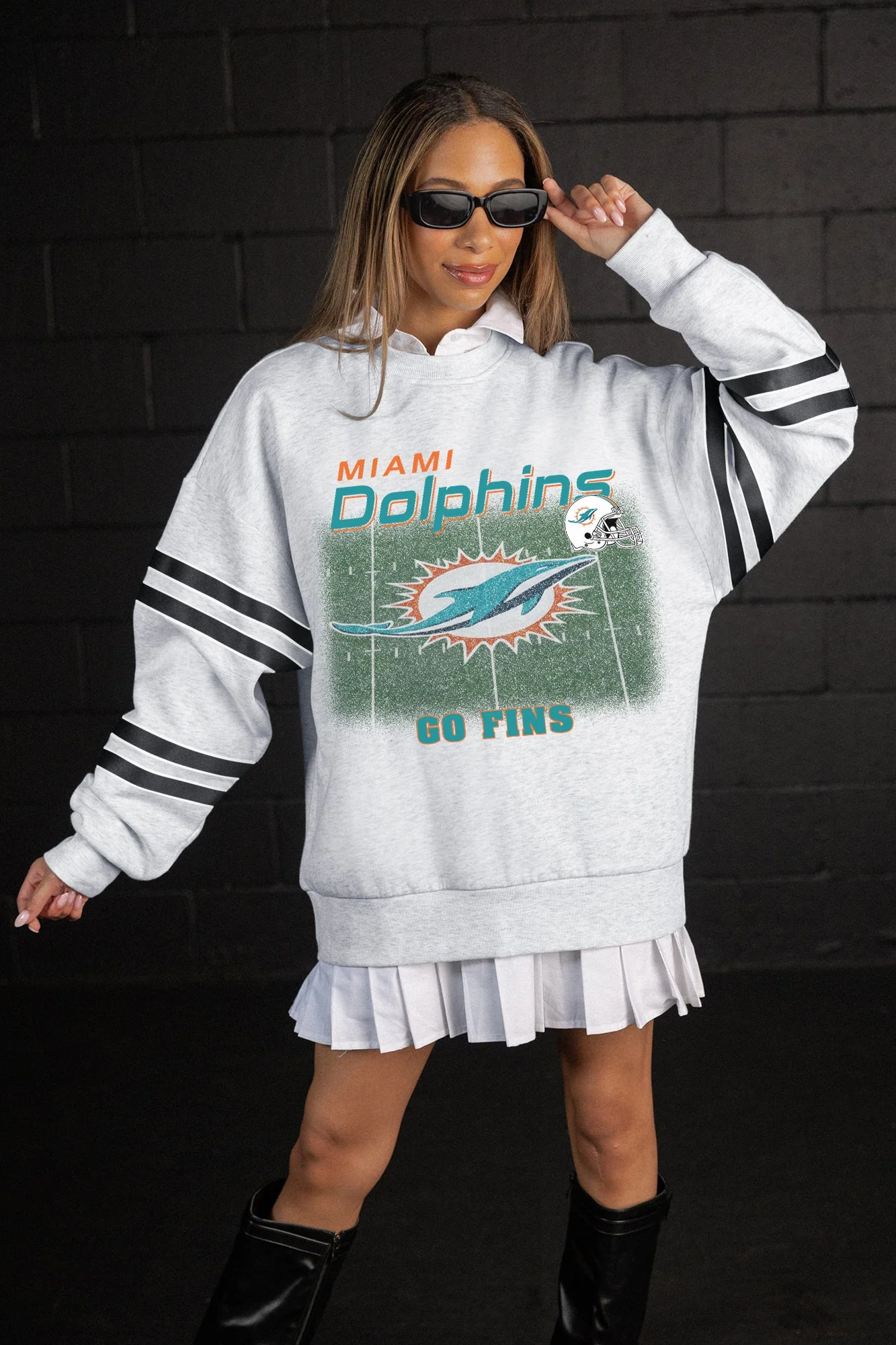 MIAMI DOLPHINS OFF THE GRID STRIPE SLEEVE CREWNECK SWEATSHIRT
