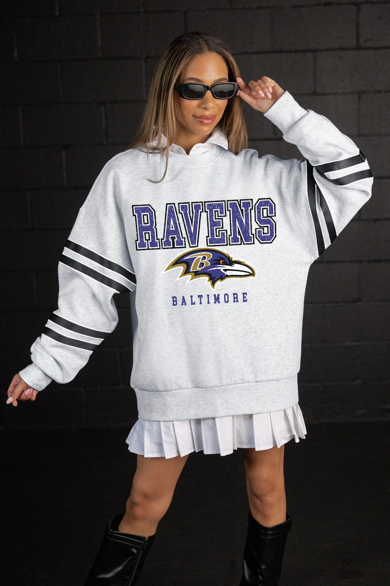 BALTIMORE RAVENS STADIUM STRIPES VARSITY STRIPE SLEEVE CREWNECK SWEATSHIRT