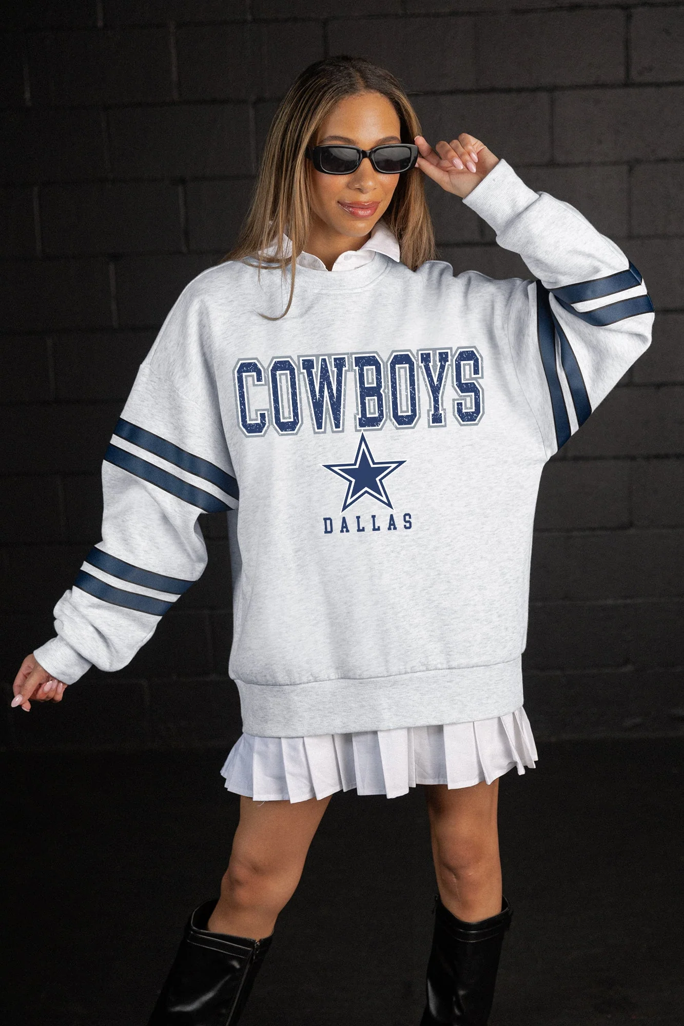 DALLAS COWBOYS STADIUM STRIPES VARSITY STRIPE SLEEVE CREWNECK SWEATSHIRT