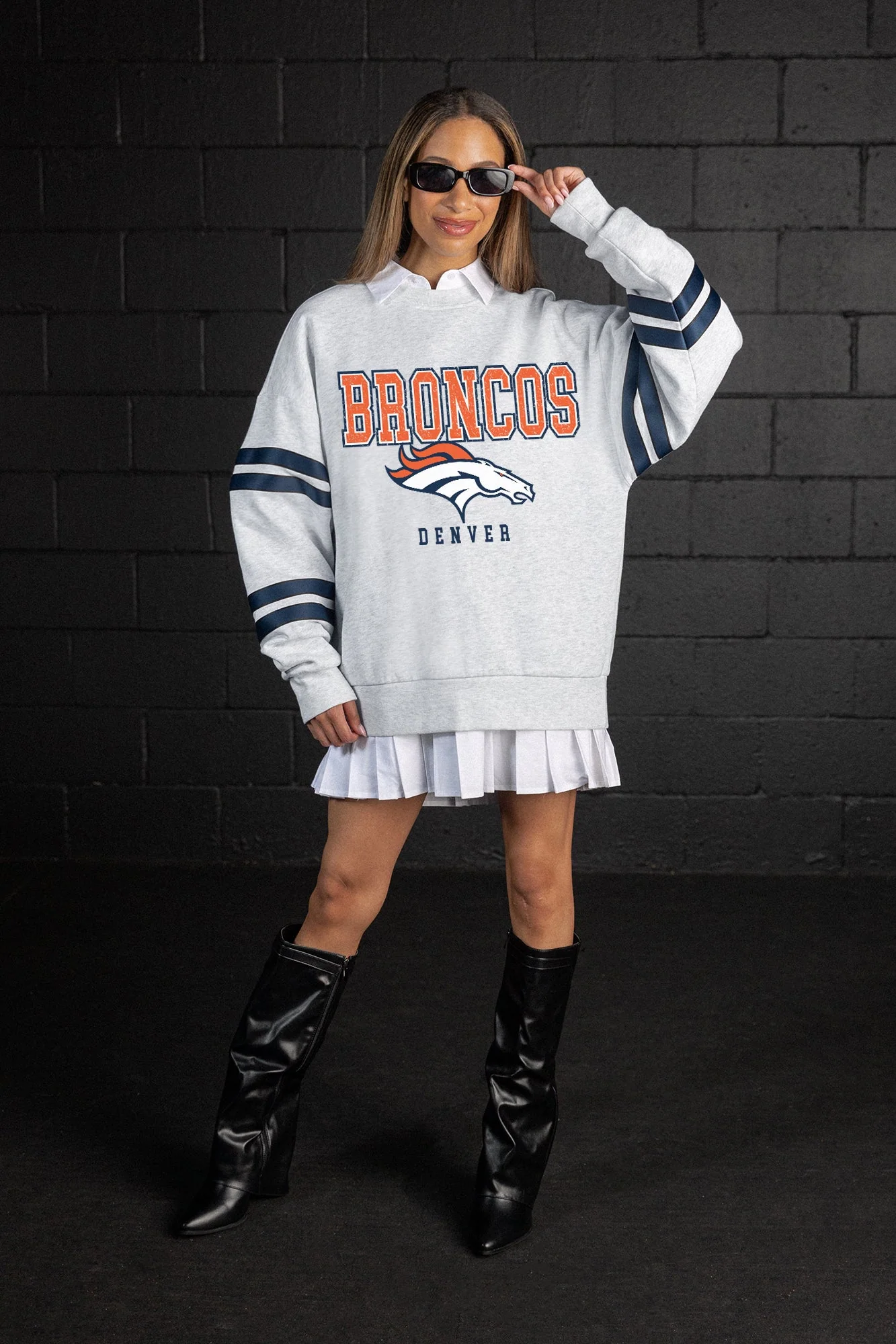 DENVER BRONCOS STADIUM STRIPES VARSITY STRIPE SLEEVE CREWNECK SWEATSHIRT