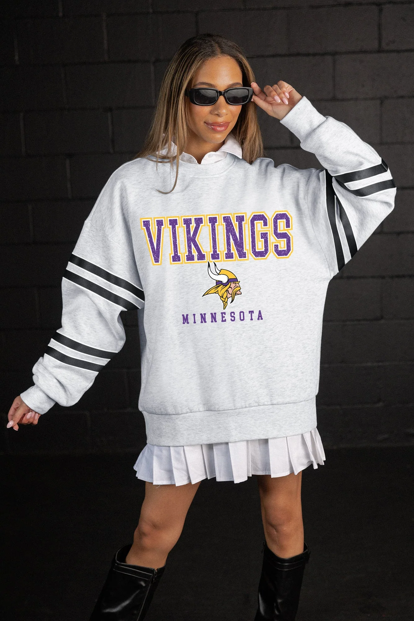 MINNESOTA VIKINGS STADIUM STRIPES VARSITY STRIPE SLEEVE CREWNECK SWEATSHIRT