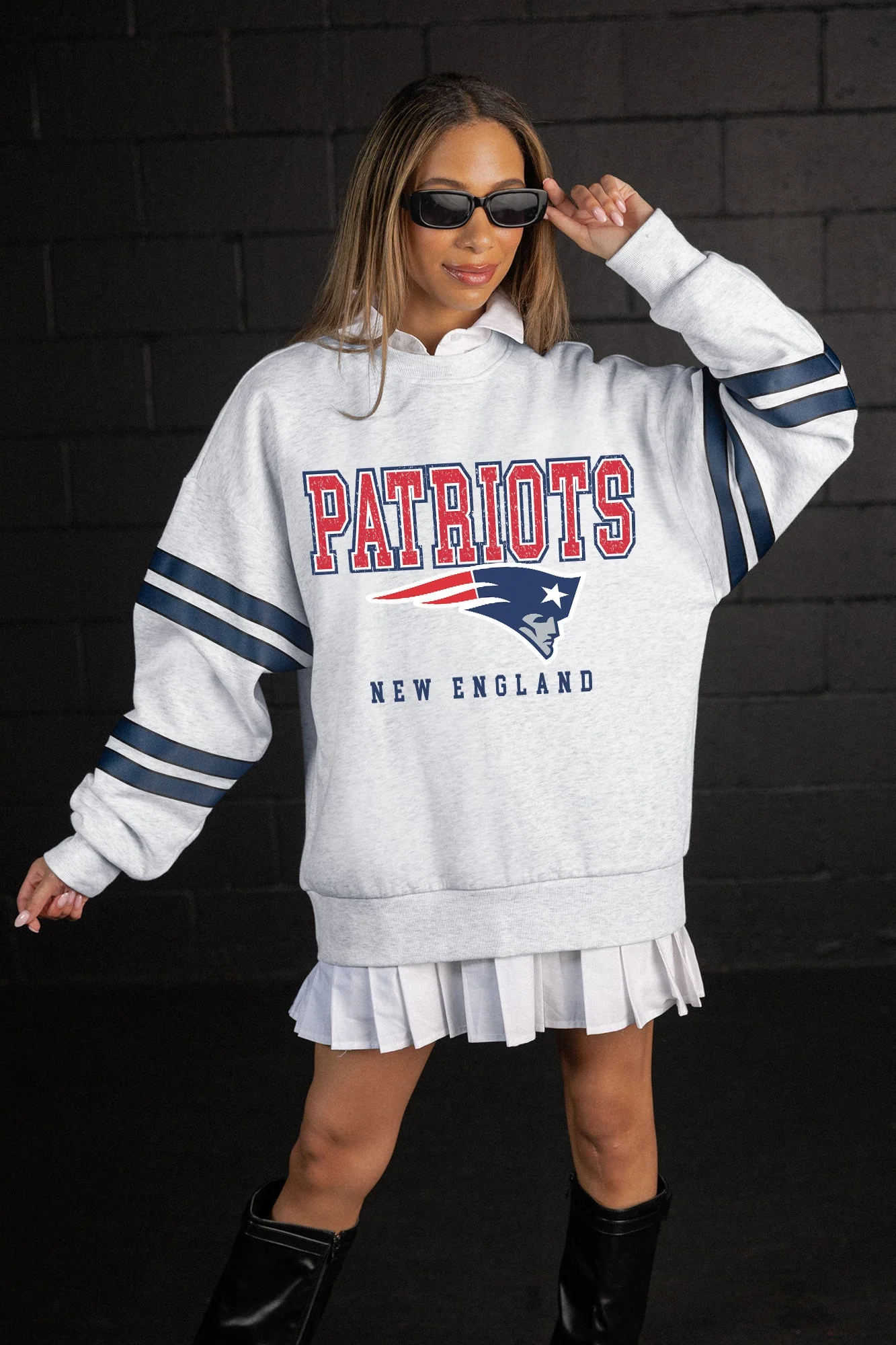 NEW ENGLAND PATRIOTS STADIUM STRIPES VARSITY STRIPE SLEEVE CREWNECK SWEATSHIRT