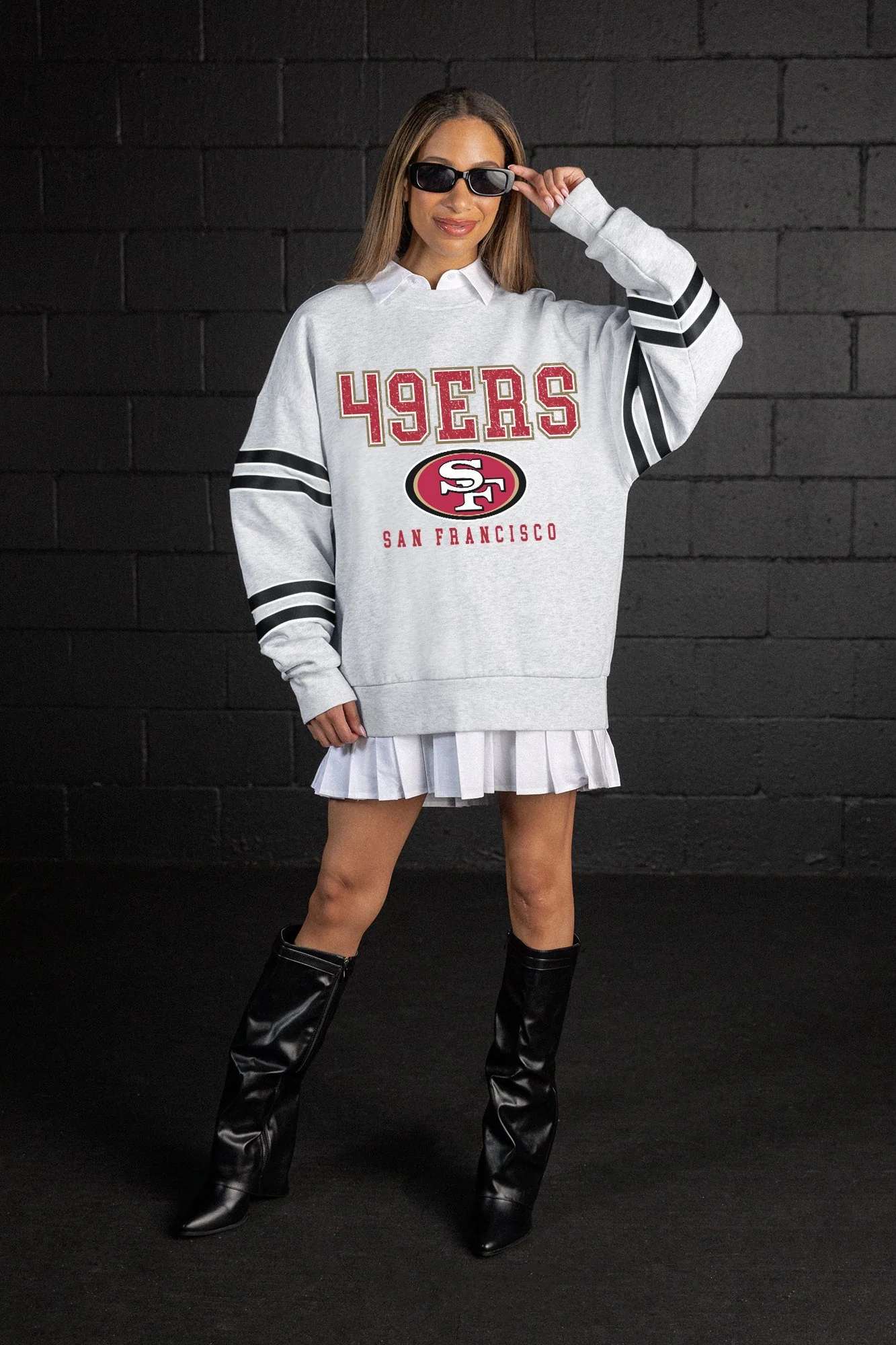 SAN FRANCISCO 49ERS STADIUM STRIPES VARSITY STRIPE SLEEVE CREWNECK SWEATSHIRT