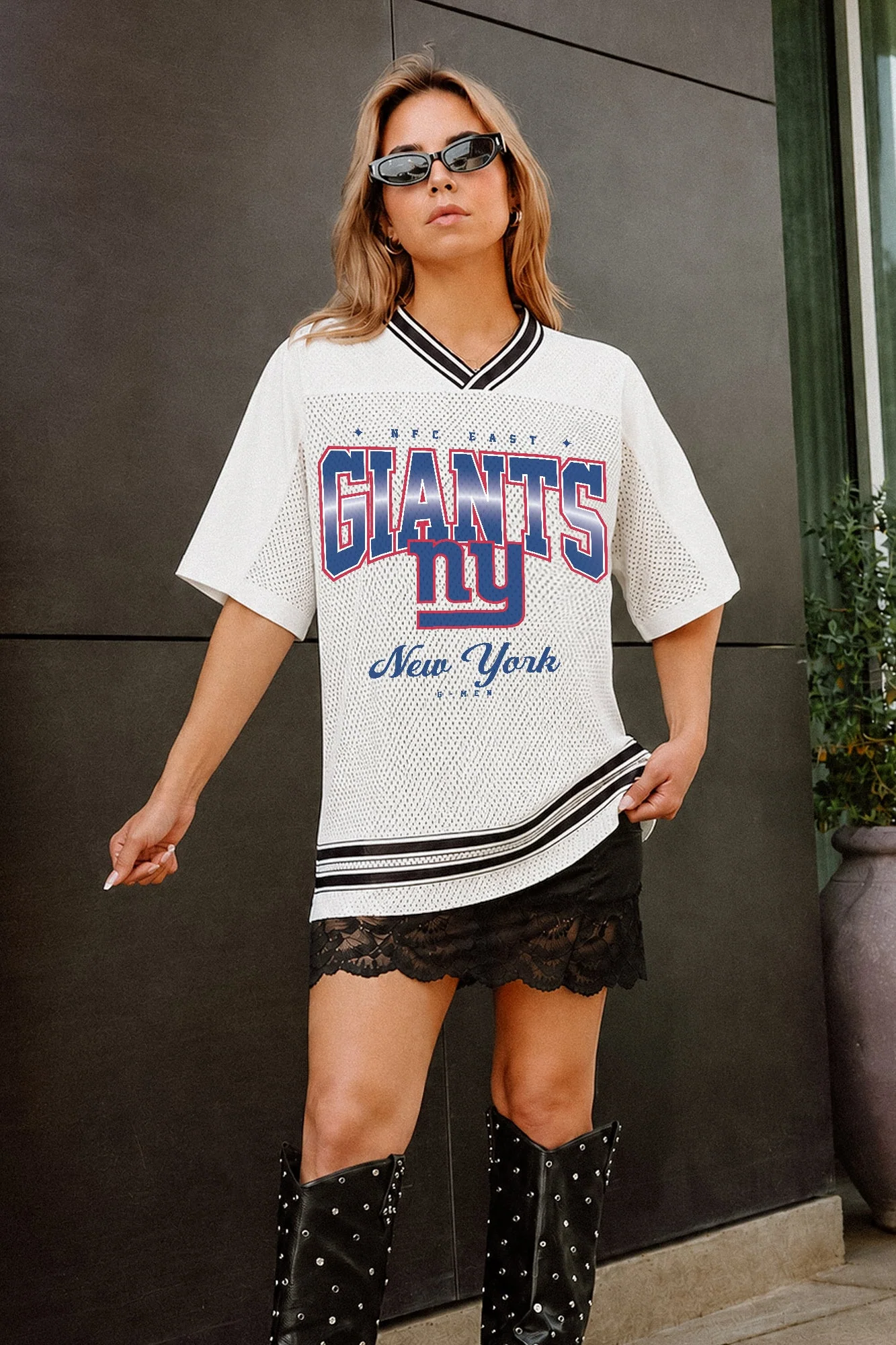 NEW YORK GIANTS SQUAD MENTALITY OVERSIZED MESH FASHION TOP