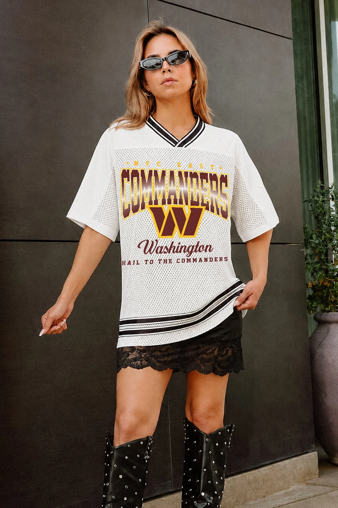 WASHINGTON COMMANDERS SQUAD MENTALITY OVERSIZED MESH FASHION TOP 1 WASHINGTON COMMANDERS SQUAD MENTALITY OVERSIZED MESH FASHION TOP
