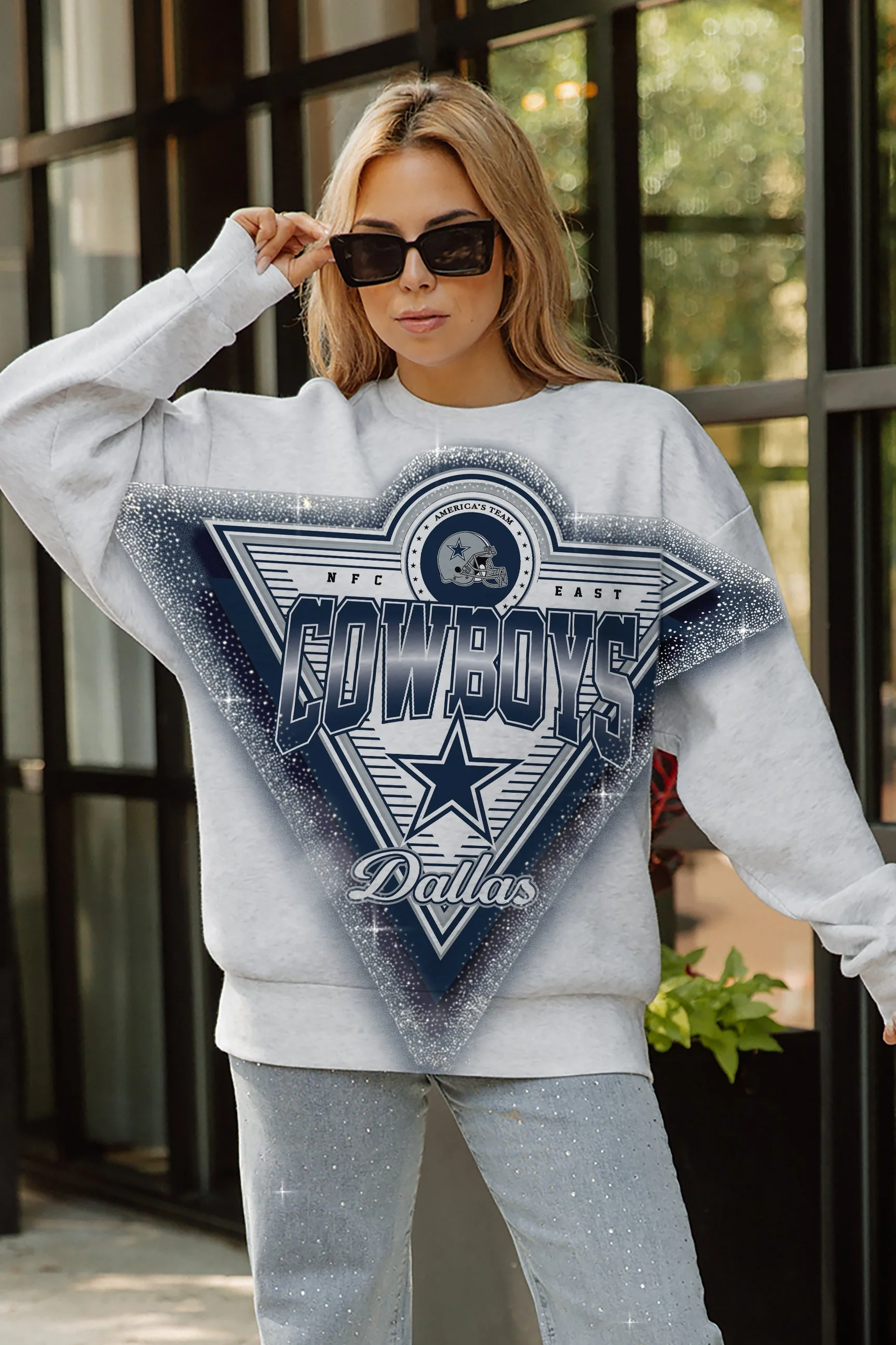 DALLAS COWBOYS CHASING VICTORY RHINESTONE SPRAY PREMIUM CREWNECK SWEATSHIRT