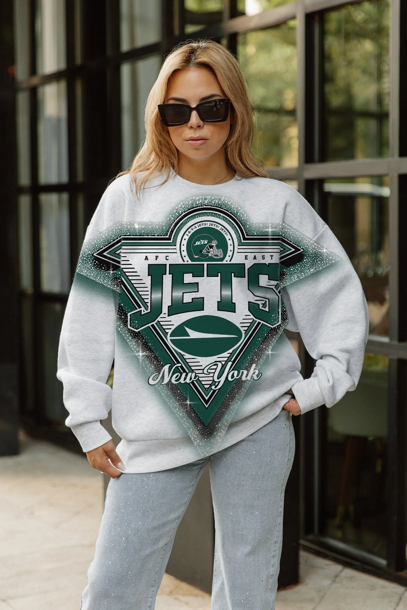 NEW YORK JETS CHASING VICTORY RHINESTONE SPRAY PREMIUM CREWNECK SWEATSHIRT