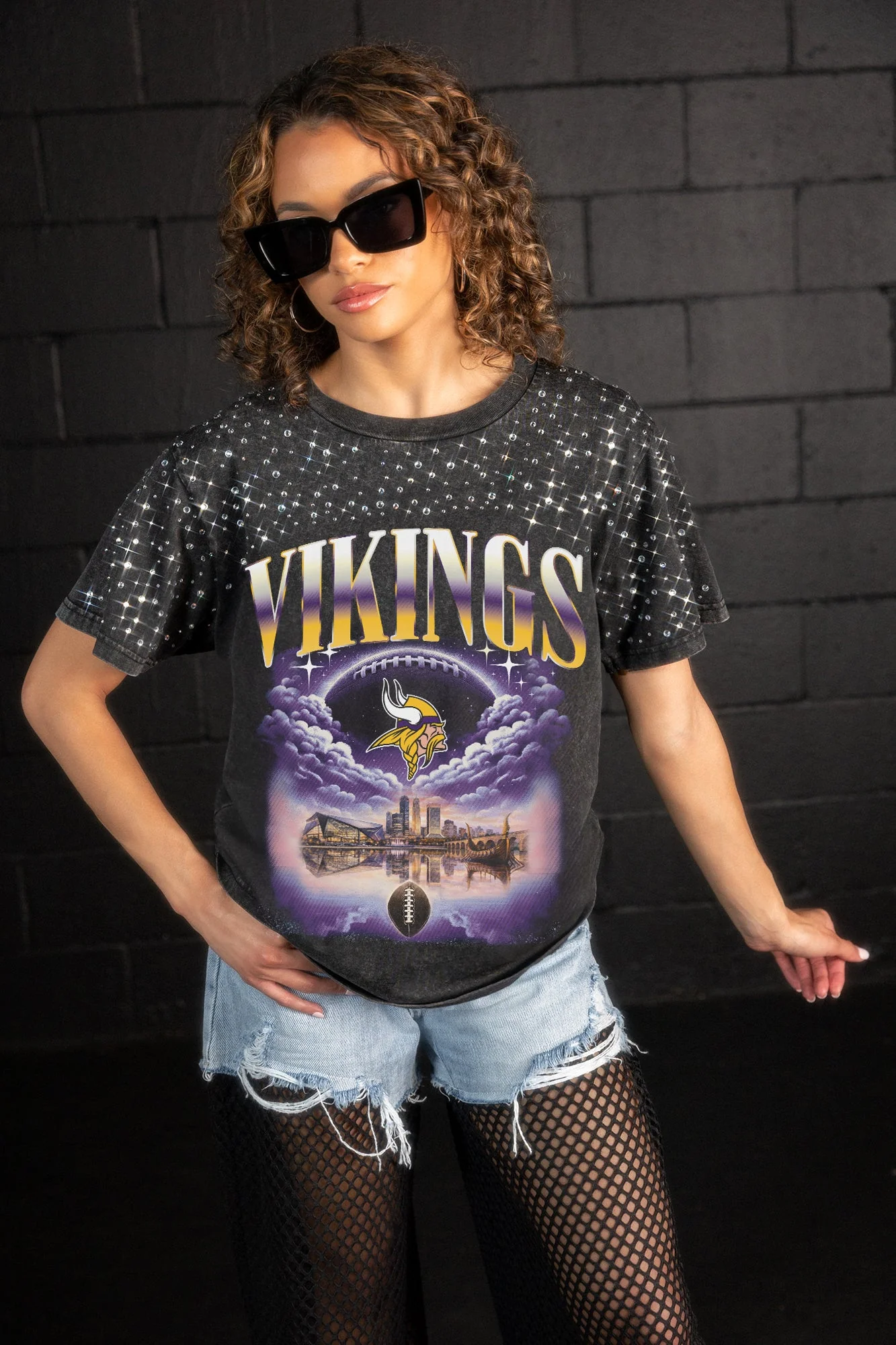 MINNESOTA VIKINGS SKY'S THE LIMIT VINTAGE WASH RHINESTONE TEE