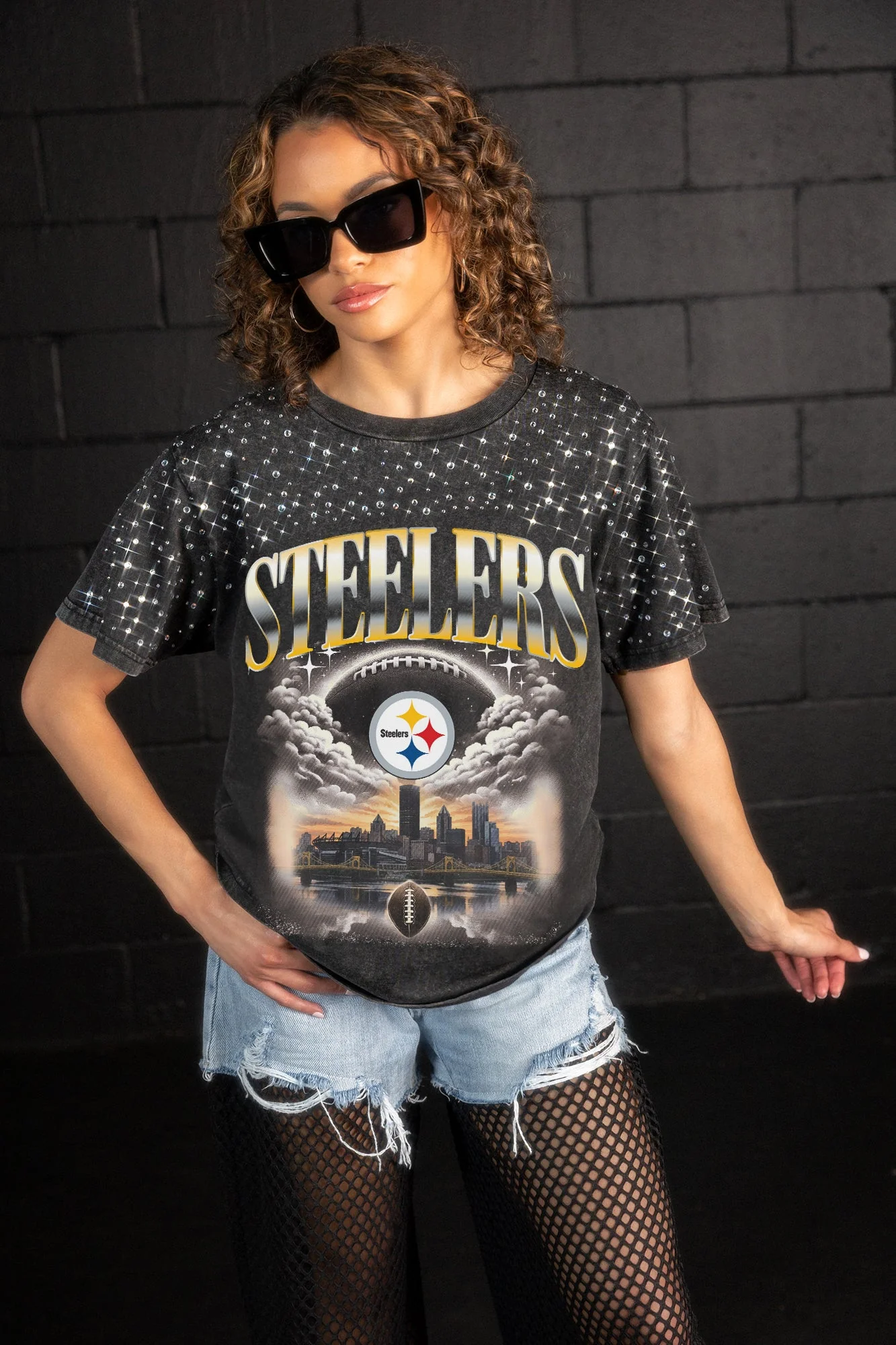 PITTSBURGH STEELERS SKY'S THE LIMIT VINTAGE WASH RHINESTONE TEE