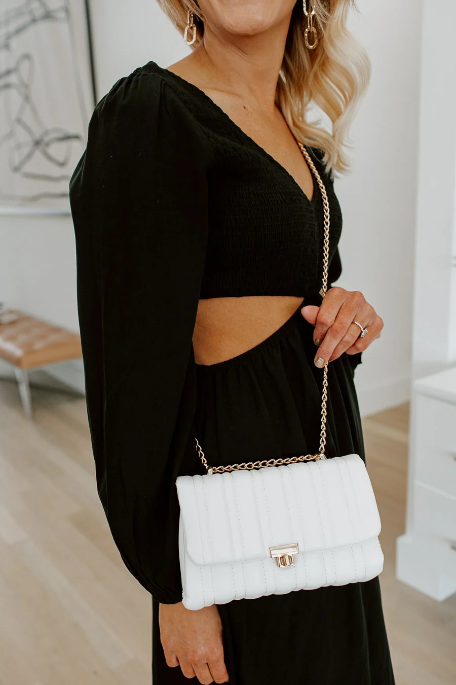 BECCA QUILTED CROSSBODY BAG IN WHITE