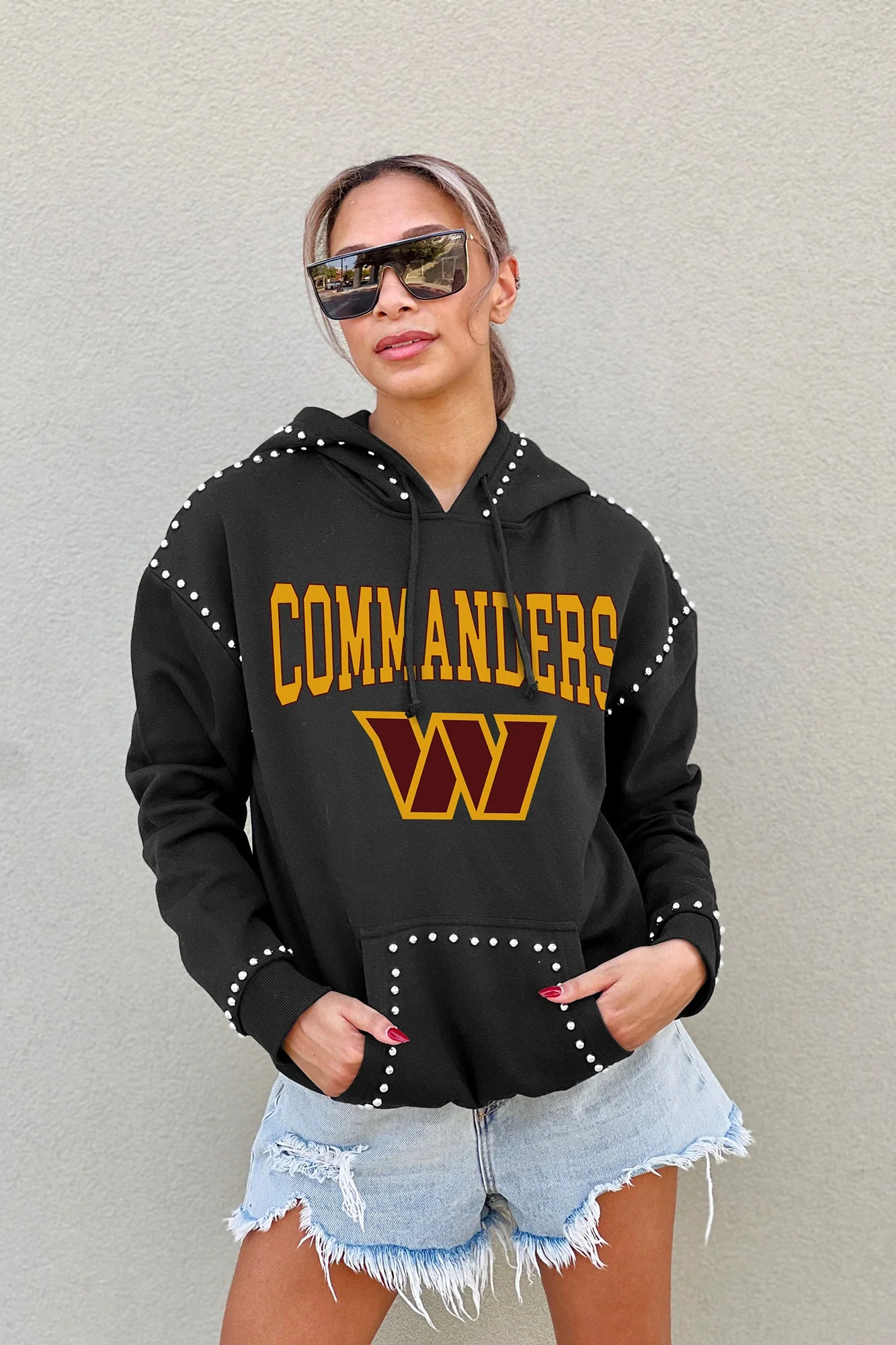 WASHINGTON COMMANDERS Catch the Vibe Studded Detail Hoodie