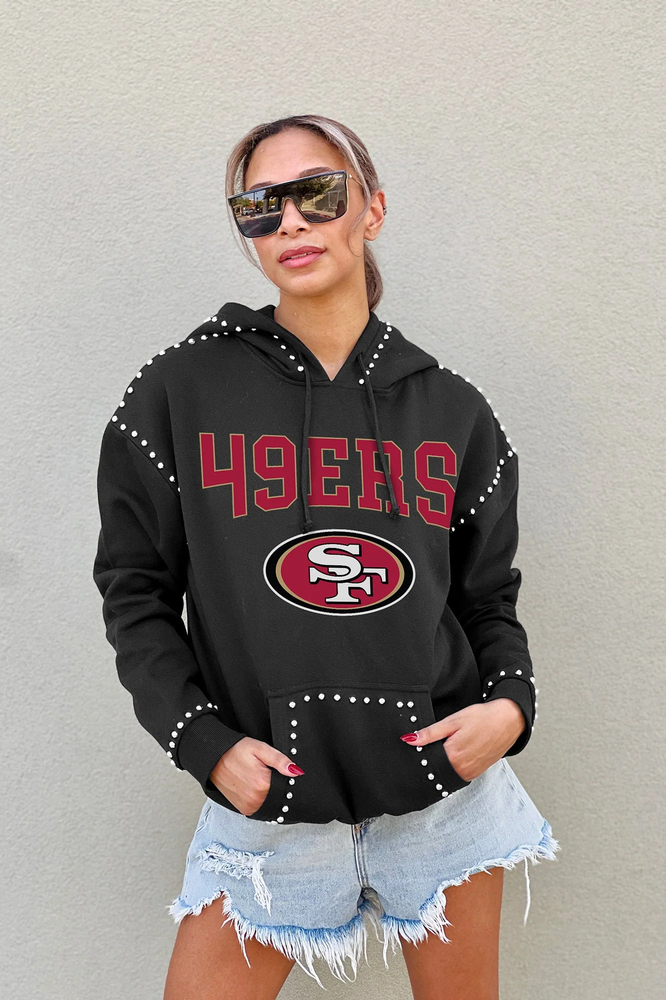 SAN FRANCISCO 49ERS Catch the Vibe Studded Detail Hoodie