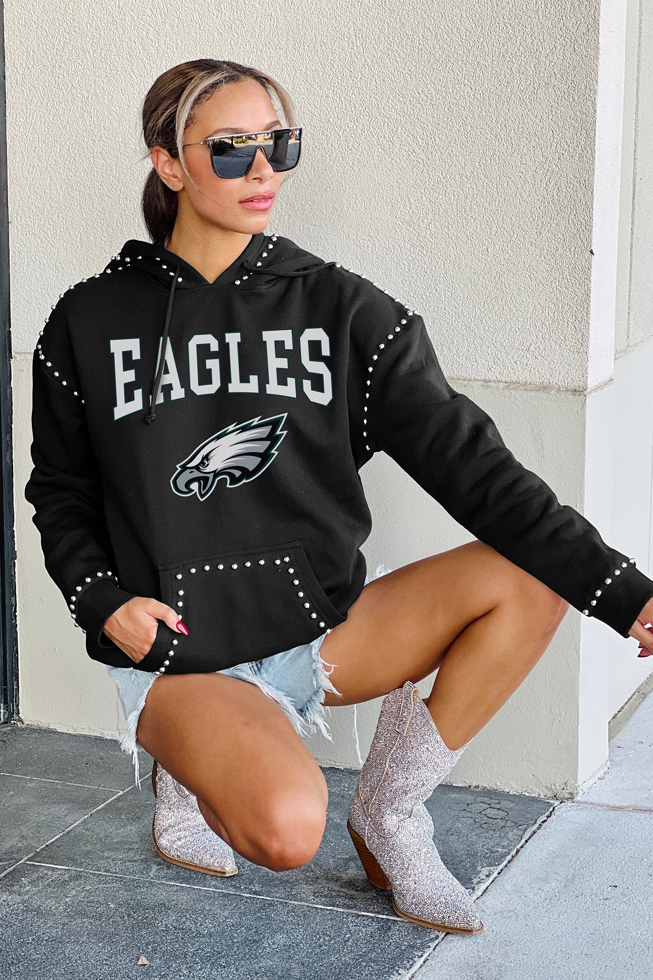 PHILADELPHIA EAGLES Catch the Vibe Studded Detail Hoodie