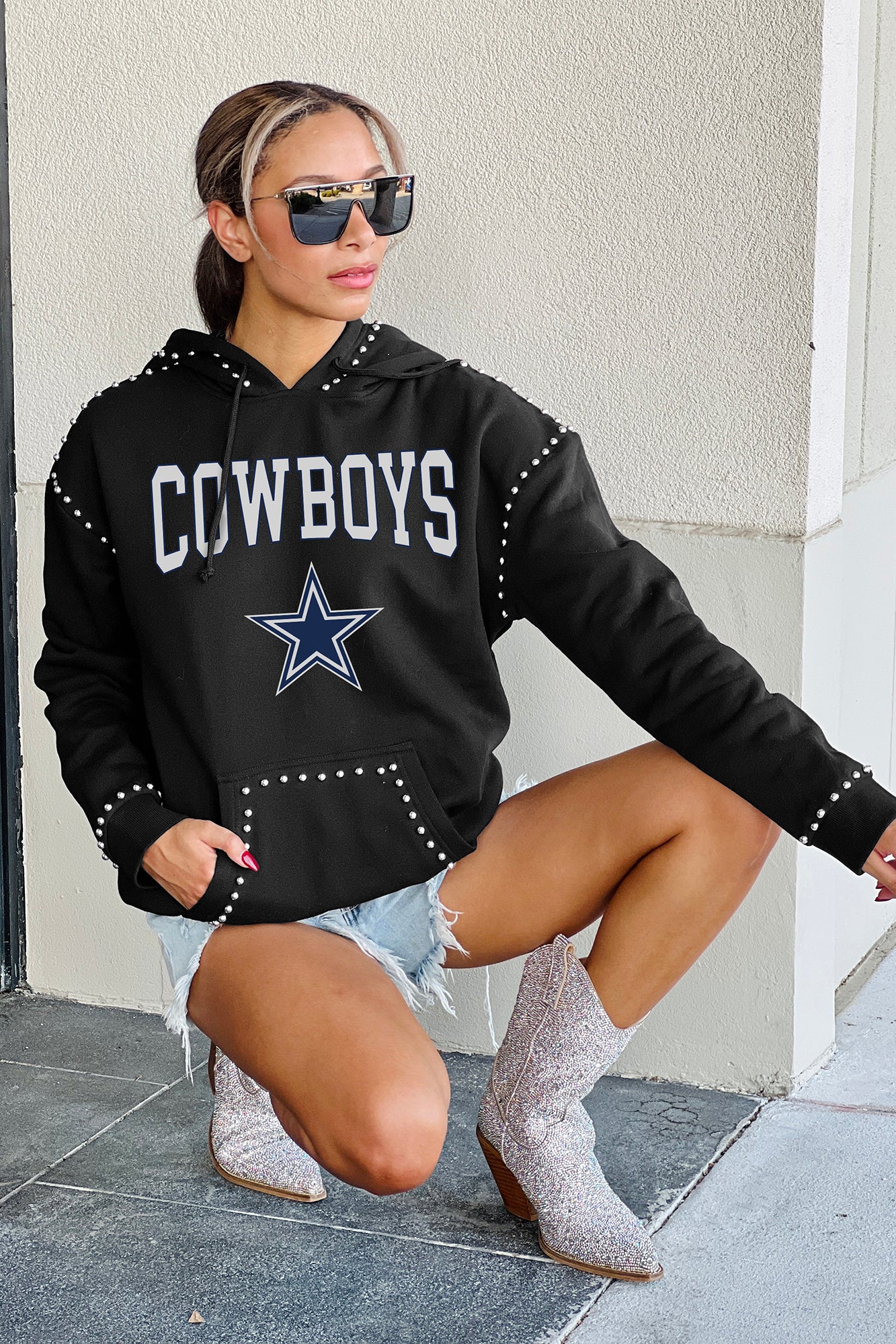 DALLAS COWBOYS Catch the Vibe Studded Detail Hoodie